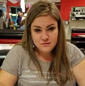 Meet your Posher, Malia